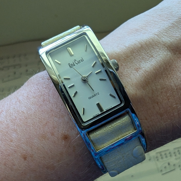 Men's Silver and Cream Watch - Picture 3 of 12